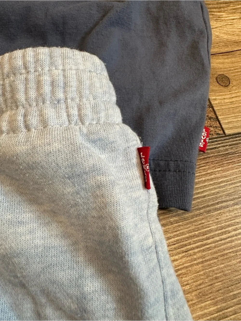 Levi's Navy Blue Graphic Tee & Light Blue Shorts Set Kids Toddler 4T Boys